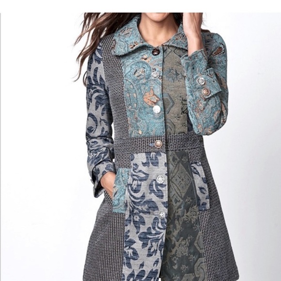 Venus.  Patchwork Blue and Gray Women's Coat. Size 10. - Picture 2 of 9
